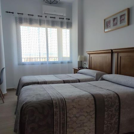 Hostal Parador De Los Llanos Torreorgaz Dış mekan fotoğraf