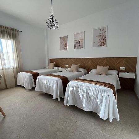 Hostal Parador De Los Llanos Torreorgaz Dış mekan fotoğraf